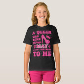 A Queen Was Born in May – Happy Birthday T-shirt (Voorkant volledig)