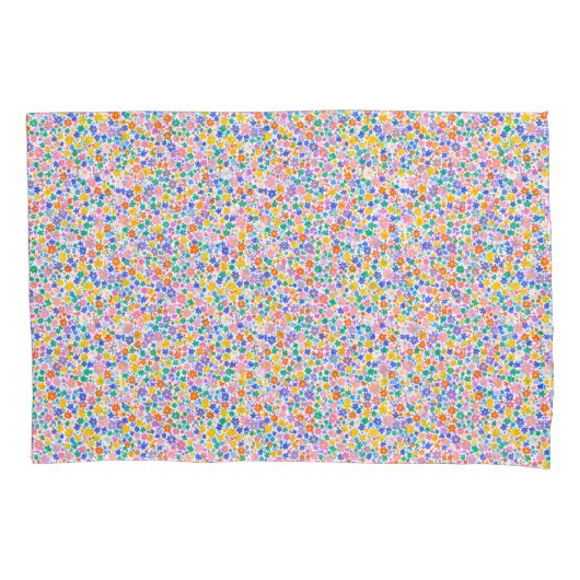  A seamless pattern of colorful small flowers  Kussensloop (Voorkant)