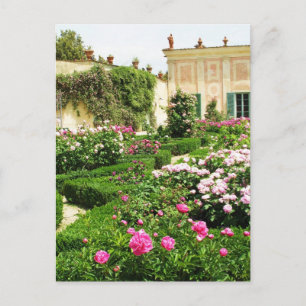 A Serene Formal Roos Garden Briefkaart