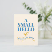 A Small Hello Playful Typography Design Briefkaart (Staand voorkant)