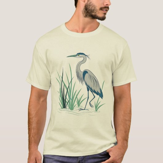 A Solitary Heron Standing Gracefully T-shirt (Voorkant)