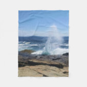 A Splash of Adventure at Schoodic Point Fleece Deken (Voorkant)