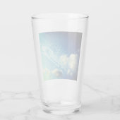 A sprinkling of clouds glas (Achterkant)