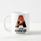 A staat voor Adventure Hiking Mountain Design Koffiemok (Links)