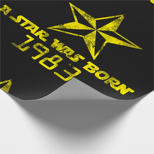  A Star werd in 1983 geboren als Yellow Star Cadeaupapier