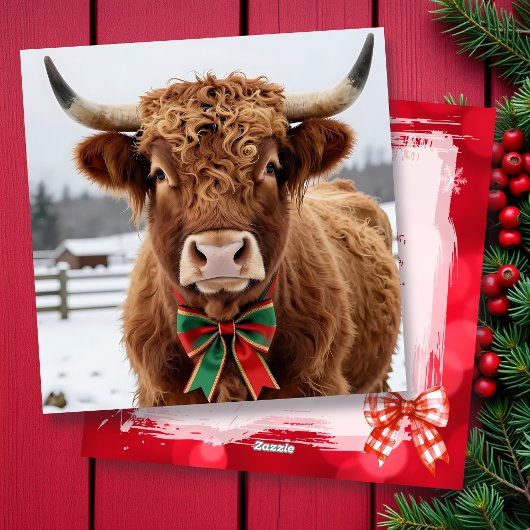 A Sweet Highland Cow on a Snowy Christmas Day Feestdagenkaart