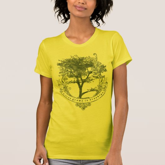 A-Tree-Grows-In-Brooklyn-(groen) T-shirt (Voorkant)