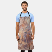 A tree in a cut. Logs lumber in the woods. Texture Schort (Gedragen)