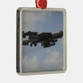 A US Air Force B-52 Stratofort in vlucht Metalen Ornament (Rechts)