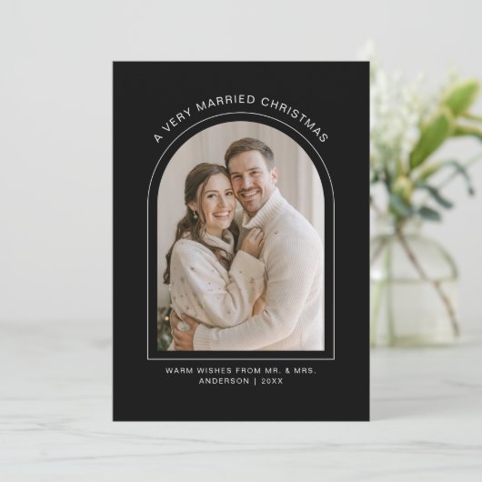 A Very Married Christmas Black White Arch Photo Feestdagenkaart (Staand voorkant)