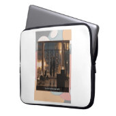 A Very Strange Time Laptop Sleeve (Voorkant Links)