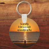 "A World as Beautiful as This" Sleutelhanger (Voorkant)