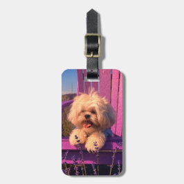 Aaiende Shih Tzu Puppy Lachende, Hond in Paarse St Bagagelabel