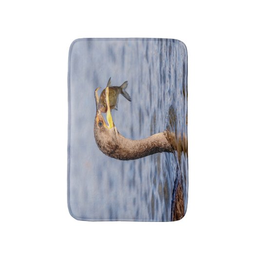 aalscholver met vis badmat (Voorkant Verticaal)