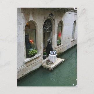 Aan de winkel briefkaart