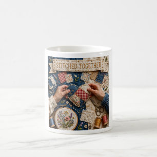 Aan elkaar genaaid – Patchworkhart Vintage Borduur Koffiemok