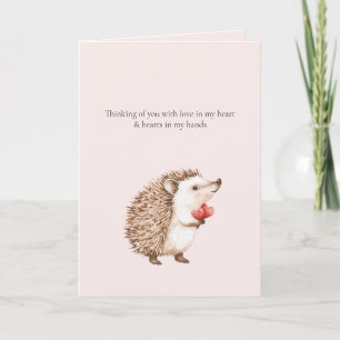 Aan jou denkend, egel Hartjes in handen Kaart