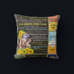 Aan mijn kleindochter Sunflower Birthday Gift Idee Kussen<br><div class="desc">Aan mijn kleindochter Sunflower Birthday Gift Idee</div>