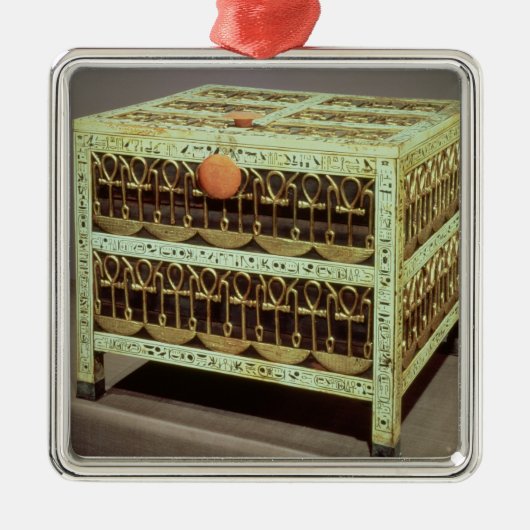 Aanbod van de schatkist van tomb van metalen ornament (Voorkant)