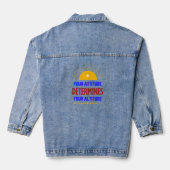 AANDACHT DENIM JACKET (Achterkant)