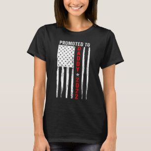 Aangeboden bij papa 2022 Eerste vaderdag Nieuwe D T-shirt