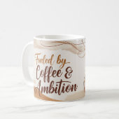Aangedreven door Coffee & Ambition – Hustle Mok (Voorkant links)