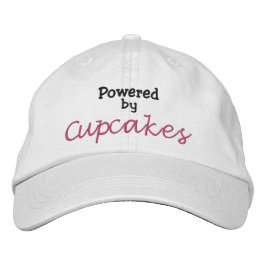 Aangedreven door cupcakes geborduurde pet