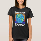 Aangedreven door EARTH Retro Solar System Planet D T-shirt (Voorkant)