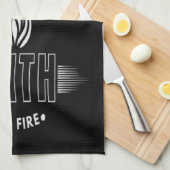 Aangedreven door geloof en vuur Christelijke keuke Theedoek (Quarter Fold)