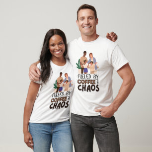 Aangedreven door Koffie en Chaos - Leuk Ouderschap T-shirt