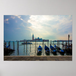 Aangemeerde gondels San Giorgio Maggiore Venetië Poster