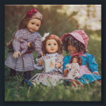 Aangename meisjes foto afdruk<br><div class="desc">Poppen gekleed als klassieke AG-personages die lezen uit een boek in  stijl.</div>