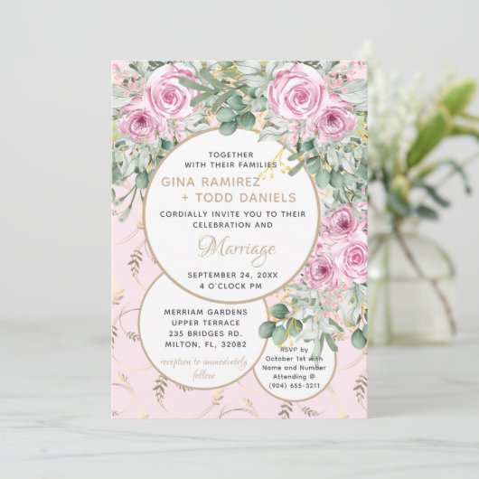 Aangename roze roos bruiloft uitnodiging (Staand voorkant)