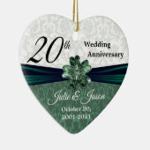 Aangepast - 20e Jubileum van het huwelijk in Emera Keramisch Ornament (Rechts)