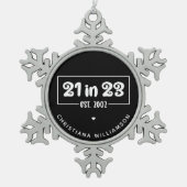 Aangepast 21ste verjaardag cadeau 21 op 23.00 uur  tin sneeuwvlok ornament (Voorkant)