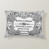 Aangepast 25e Silver Jubileum Monogram Decoratief Kussen (Achterkant)