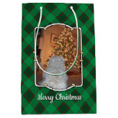 Aangepast 2 foto's met kerstrood en groen randappa medium cadeauzakje (Voorkant)