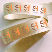 Aangepast bedrijf voor logo zakelijke cadeautjes k satijnen lint