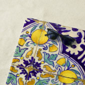 Aangepast blauw mediterraan patroongele bloesems strandlaken (In situ)