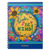 Aangepast Bloemig Pret Kleurrijke Kerel Wees Aardi Notitieboek (Voorkant)