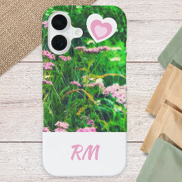 Aangepast bloemmotief met gras en roze witte tinte iPhone 16 hoesje