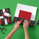 Aangepast Elmo Merry-kerstbord Cadeaupapier<br><div class="desc">Dit feestelijke inpakpapier is voorzien van Elmo uit Sesamstraat in een charmant krijtbord-stijl ontwerp met de boodschap "Vrolijk kerstfeest." Geaccentueerd met vakantie decoraties en aanpasbare tekst, dit speelse en kleurrijke inpakpapier is perfect voor het toevoegen van een persoonlijke touch aan uw geschenken. Ideaal voor Sesamstraat fans, het brengt vreugde en...</div>