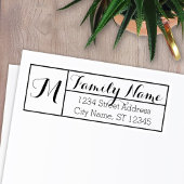 Aangepast familiemonogram, naam en retouradres  zelfinktende stempel