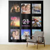 Aangepast fotocollage op jaardag roze zwart wandkleed (In situ)