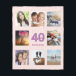Aangepast fotocollage roos gouden roze voor 40e ve fleece deken<br><div class="desc">Een geschenk voor de 40ste verjaardag van een vrouw, die haar leven viert met een collage van 8 van je foto's van haar vrienden, familie, interesse of huisdieren. Geef haar naam, leeftijd 40 jaar en datum een persoonlijk tintje. Geboortedatum of geboortedatum van de verjaardagspartij. Roze en paarse letters. Meisjes en...</div>