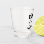 Aangepast geboortejaar tot in de perfectie geschot shot glas (Links)