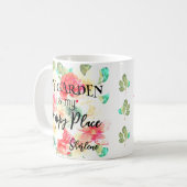 Aangepast gepersonaliseerd tuin Happy Place Floral Koffiemok (Voorkant links)