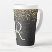 Aangepast goudglitter zwart monogram latte mok (Rechterhoek)