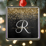 Aangepast goudglitter zwart monogram metalen ornament<br><div class="desc">Pas dit trendy elegante ornament-ontwerp met  gouden mousserende glitter eenvoudig aan op een zwarte geborstelde metalen achtergrond.</div>