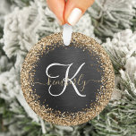 Aangepast goudglitter zwart monogram ornament<br><div class="desc">Personaliseer eenvoudig dit trendy elegante ornamenten ontwerp met  gouden sprankelende faux glitter op een zwart geborstelde metalen achtergrond.</div>